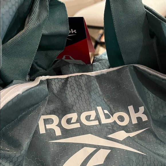 Reebok Perth II Trellis Duffel Bag/NWT - Picture 8 of 13